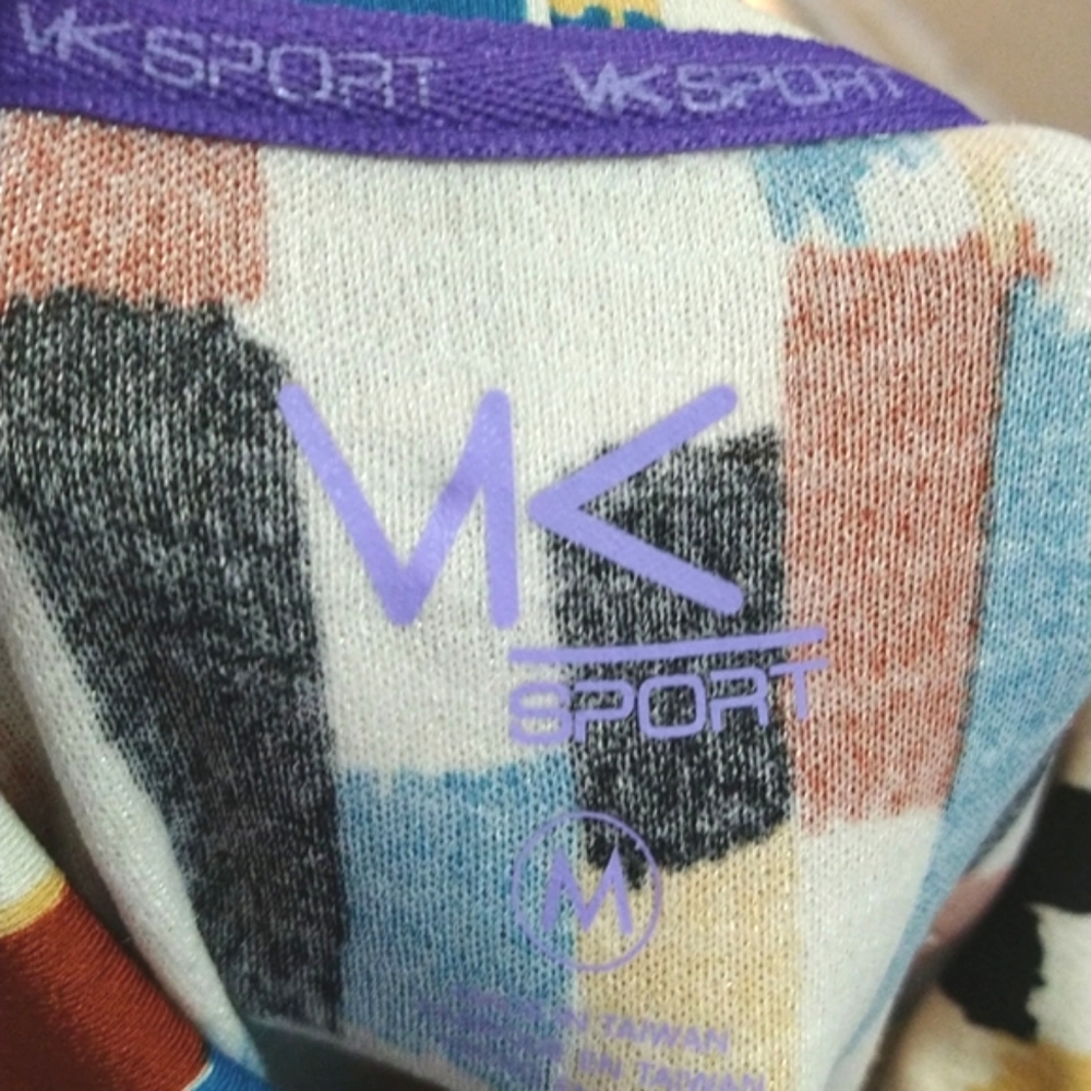 VK Sport Color-Block Dress - Picture 6 of 7